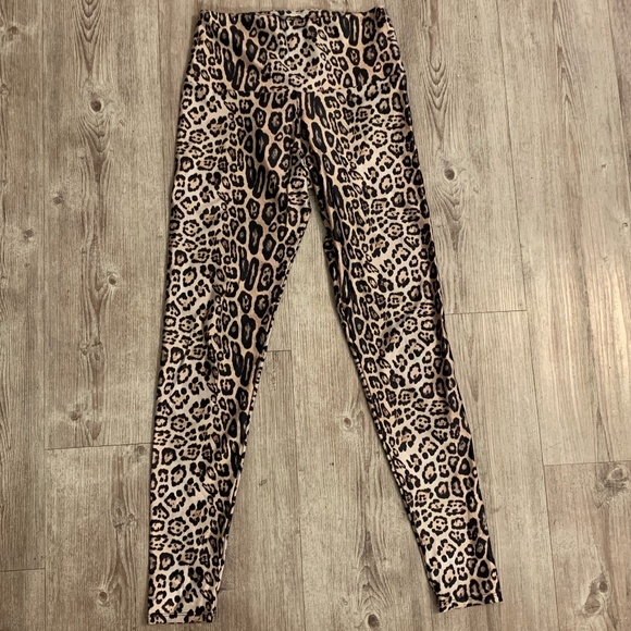 Onzie Pants - Leopard Print Leggings